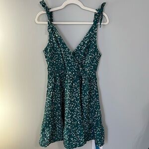 NWT Cupshe Woman's Chiffon Speckled Print Tie Strap Dress